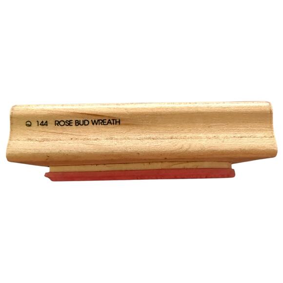 DOTS Q 144 Rose Bud Wreath Large Rubber Stamp - Picture 2 of 3